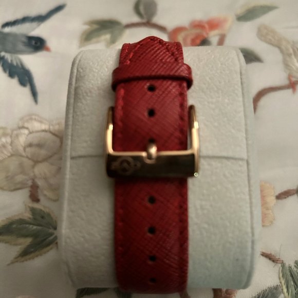 GV2 By Gevril Diamond Swiss Quartz Watch